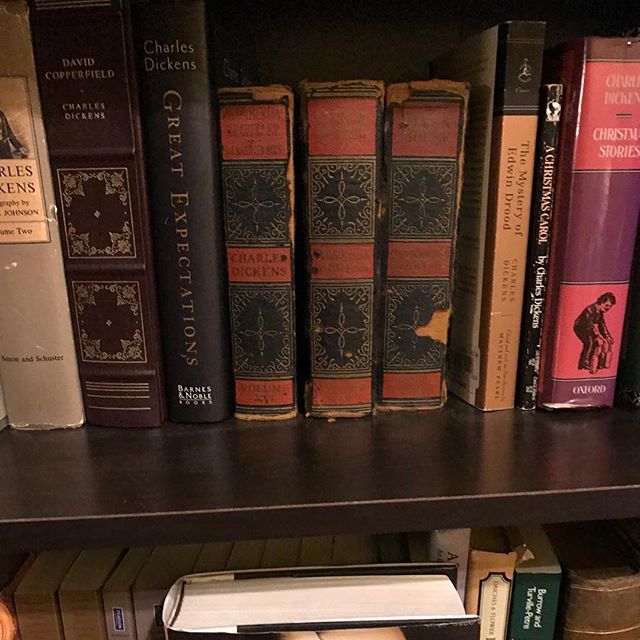 Perusing #dickens at #centurybooks #bookgasm<span id=
